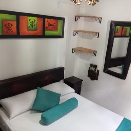Santander Aleman Hostel San Gil Kültér fotó
