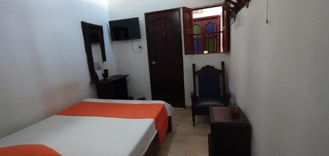 Santander Aleman Hostel San Gil Kültér fotó