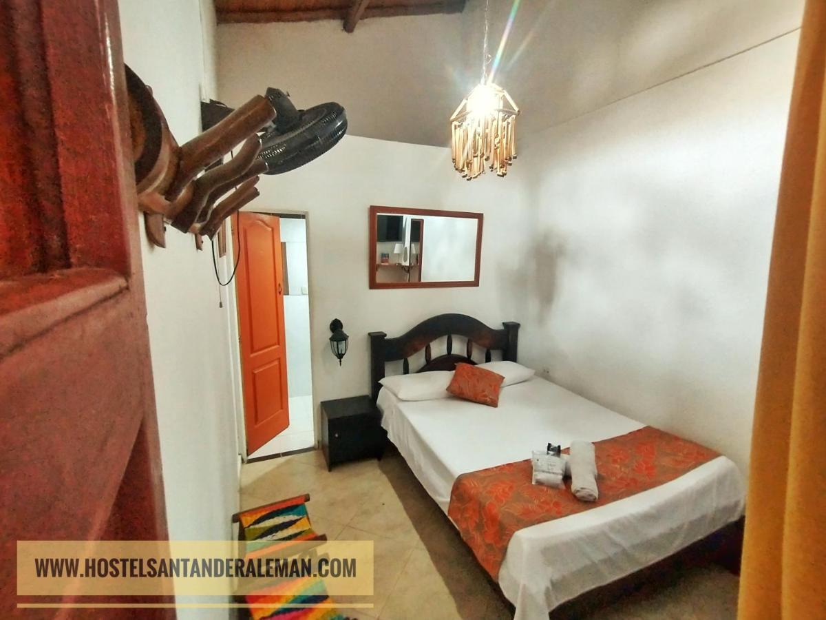 Santander Aleman Hostel San Gil Kültér fotó