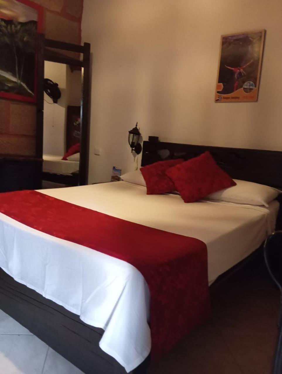 Santander Aleman Hostel San Gil Kültér fotó