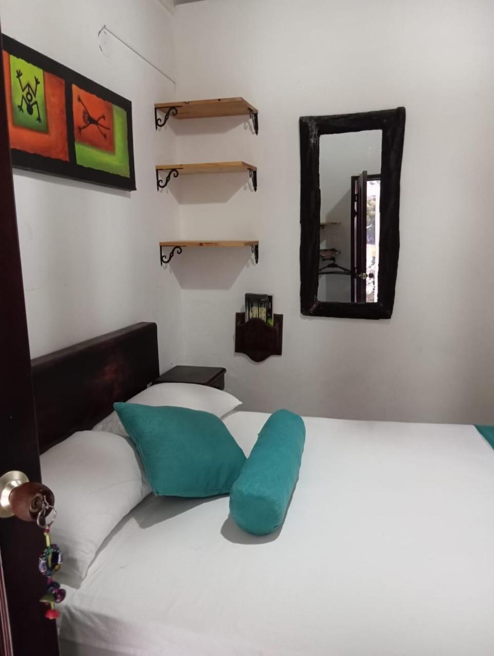 Santander Aleman Hostel San Gil Kültér fotó